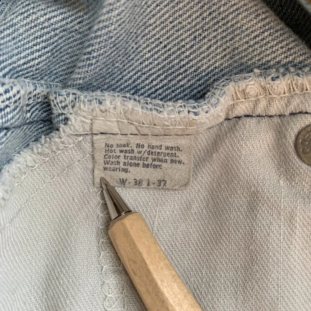 Vintage Levi's 517 Orange Tab Bootcut Distressed Denim Jeans Men's‎ 38